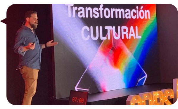 Demian Sterman, conferencista para eventos corporativos sobre Periodismo y Narrativa