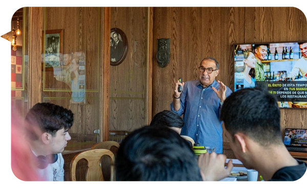 Ely Magendzo, conferencista para eventos corporativos sobre Inteligencia Emocional